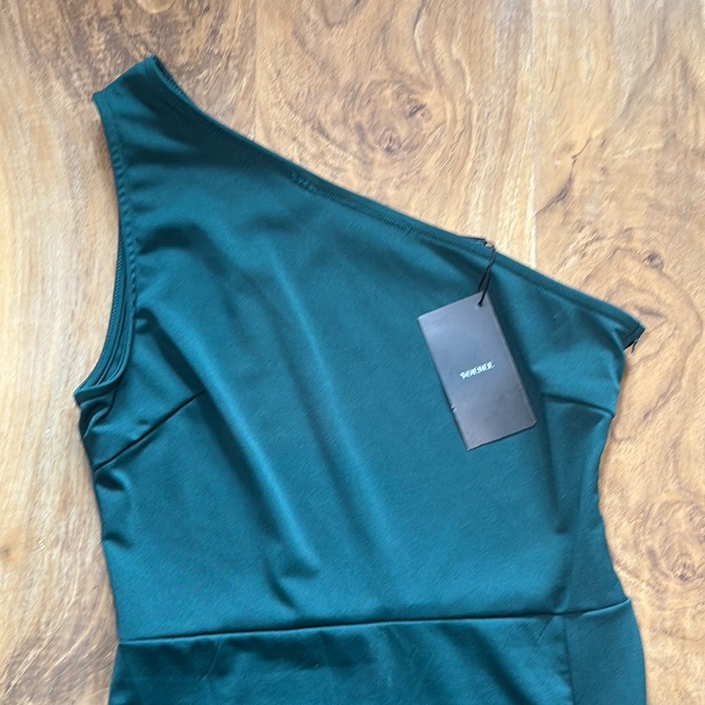 NWT-Green Asymmetrical Ruffled One-Shoulder Cocktail Dress - Picture 2 of 12